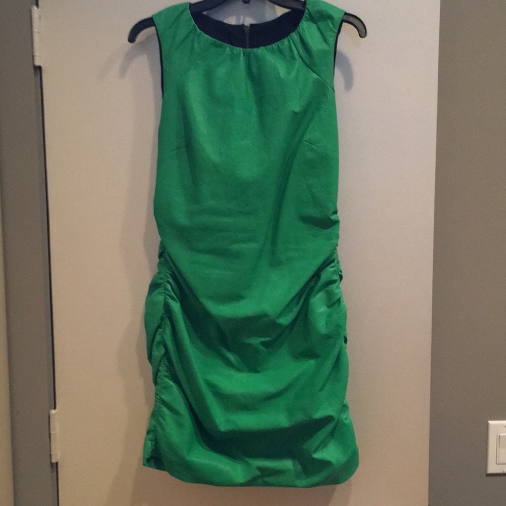 Fab DVF leather dress. Sz 6- exposed black zipper